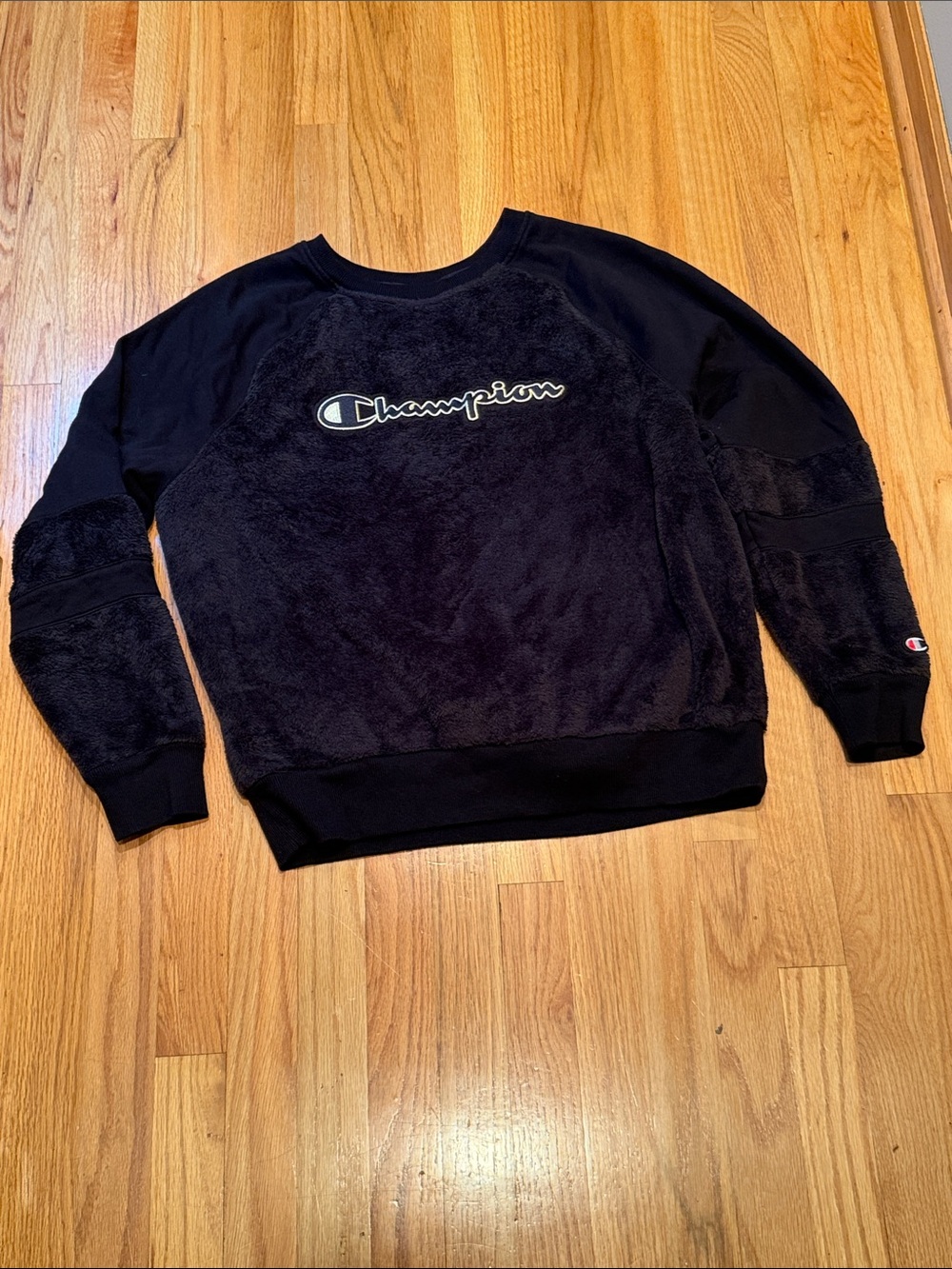 Champion Women's XL Black Plush Fleece Crewneck Sweatshirt with Silver Logo